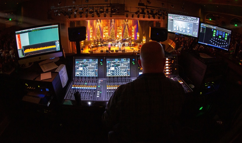 Testimonials Image Streamline Touring front of house Ryman